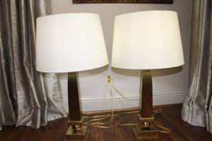 lot 36 image: Two Brass Base Table Lamps, Model 096607