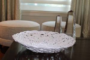lot 39 image: Decorative Bowl and Crystal Pyramids Bowl says made in Italy, Ethan Allen