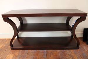 lot 94 image: Donatella Console Table, Modern Glamour Collection Ethan Allen, 58 x 18 x 30