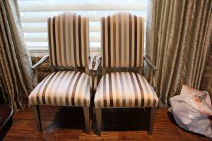 lot 98 image: Ethan Allen Stripe upholstered Chairs, 2 total