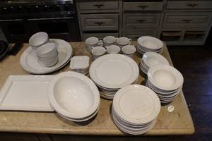 lot 142 image: Pottery Barn Dish Set with Serving Platters