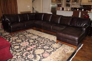 lot 157 image: Ethan Allen Avanti Sectional