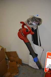 lot 224 image: Toro Ultra Blower Vac