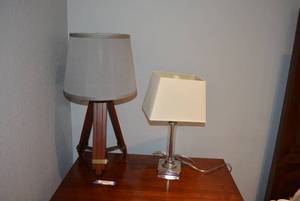 lot 296 image: Two Table Lamps