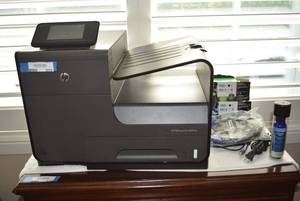 lot 312 image: HP Officejet Pro X551dw Printer