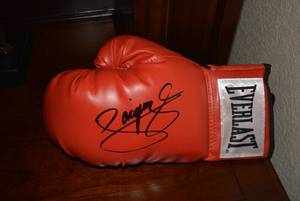 lot 319 image: Manny Pacquiao Signed Boxing Glove