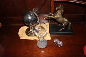 lot 318 image: Bronze Horse Statue, Black Sand Hour Glass, Globe Desk Accent and Bulldog Figurine