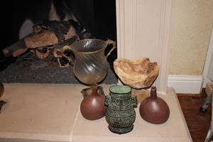 lot 492 image: Decorative Vases and Sculptures