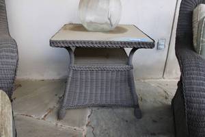 lot 572 image: Ethan Allen Lakehouse End Table