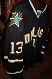 lot 584 image: NHL Dallas Stars Jersey #13 Mens 60 with Tags