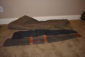 lot 431 image: White Wing Shotgun Case, Soft Case and Oversized large duffle bag