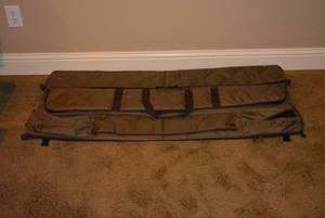lot 435 image: Heritage Soft Gun Case Tri fold and more storage