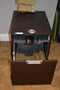 lot 445 image: Combination File Drawer with Legs