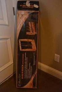 lot 461 image: Rush Creek 6-Gun Rack still in Box