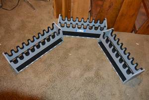 lot 499 image: HandgunPistol Racks