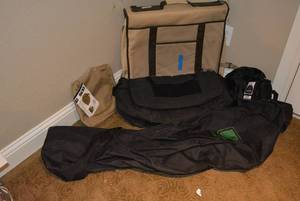 lot 505 image: SOG Duffle Bag, Raider Sports Bag, Garment Bag