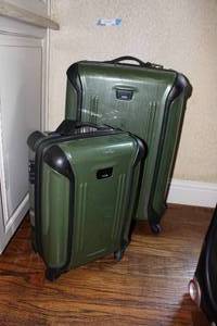 lot 184 image: Tumi Luggage Green Hard Case Small and Large, 2 Total