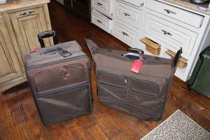 lot 183 image: Tumi Luggage Soft Cases, Large Brown Case and Brown Garment Case
