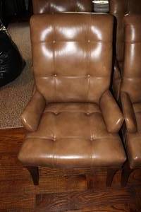 lot 497 image: Ethan Allen Verlaine Arm Chair