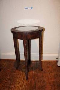 lot 245 image: Ethan Allen Circle Glass Top Side Table, 15 x 25