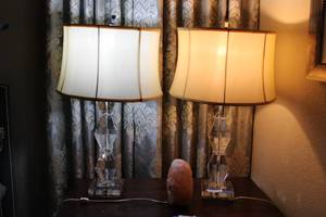 lot 241 image: Ethan Allen Geometric Crystal Table Lamps, 2 Total Plus Glow Stone (Needs Batteries)