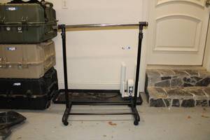 lot 204 image: Shoe Dryer, Drying Rack and Shoe Tray