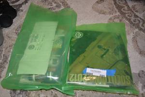 lot 599 image: Gun Accessories LWRC M6A2 223, MIAD Grip, 3 Piece REPR Rail Kit gun oil and misc