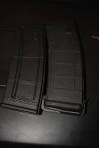 lot 609 image: 2 Clips 5.56 x 45  PMAG 30M