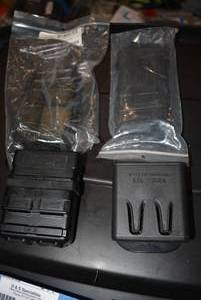 lot 614 image: Clips and Pouch HK Mag, SL8, .223. 10rd., PMAG 5.56x45