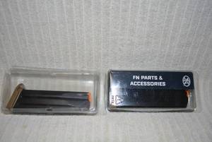 lot 659 image: 2 Clips FN 509 9mm 17rd