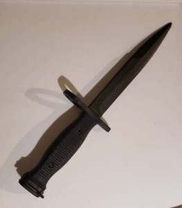 lot 539 image: Kevlar bayonet