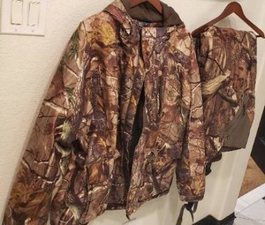 lot 667 image: Thermal Wear Columbia Camo Hunting Jacket and Game Winner Pants, Size 2XL