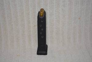 lot 692 image: Glock Clip with Ammo 380 PREVIEW RECCOMMENDED