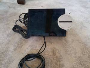 lot 730 image: Bang & Olufsen Sound System