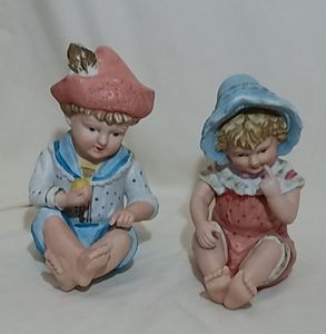 lot 241 image: Andrea by Sadek Piano Babies Porcelain Figurines