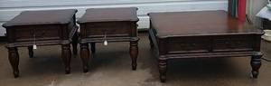 lot 202 image: Coffee Table w 2 Matching End Tables