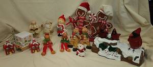 lot 266 image: Christmas Decor