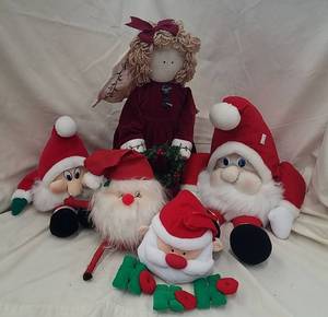 lot 283 image: Christmas Plush Decorations