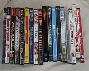 lot 324 image: 19 DVD Movies