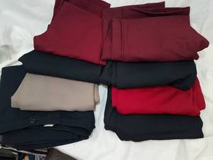 lot 358 image: 8 Pair of Ladies Gaberdine Pants