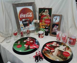 lot 382 image: Assorted Coca-Cola Memorabilia