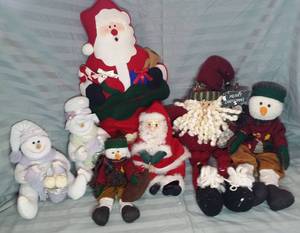lot 216 image: Santas and Snowmen