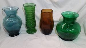 lot 248 image: 4 Glass Vases