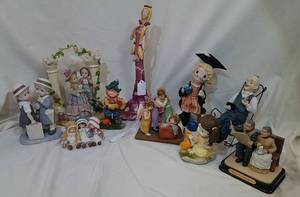 lot 417 image: Resin Figurines