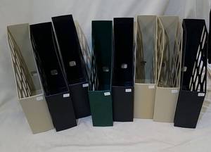 lot 511 image: 8 Magazine Files