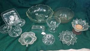 lot 477 image: Assorted Glassware