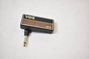 lot 13 image: Vox AC30 Pocket Guitar Amp (Works)