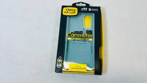 lot 23 image: Otterbox Commuter for Samsung Galaxy S20