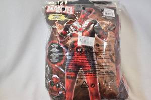 lot 53 image: Deadpool Adult Costume