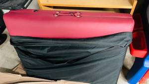 lot 79 image: Portable Massage Table